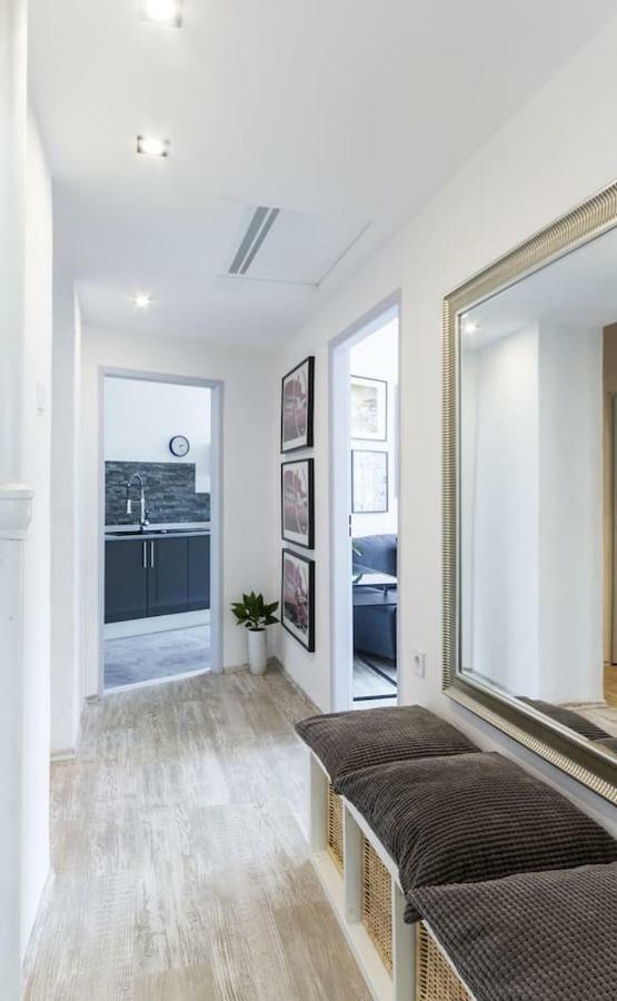 Apartment Ruska Street Old Town - Big - Climatic - 11 People - 300m Town Hall Wroclaw